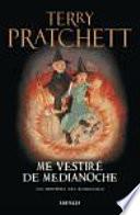 Libro Mundodisco 38. Me vestiré de medianoche